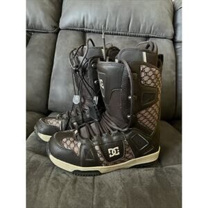 DC Shoe Co USA Girl’s Phase DC Logo Snowboard Snow Boots ~ Size 9